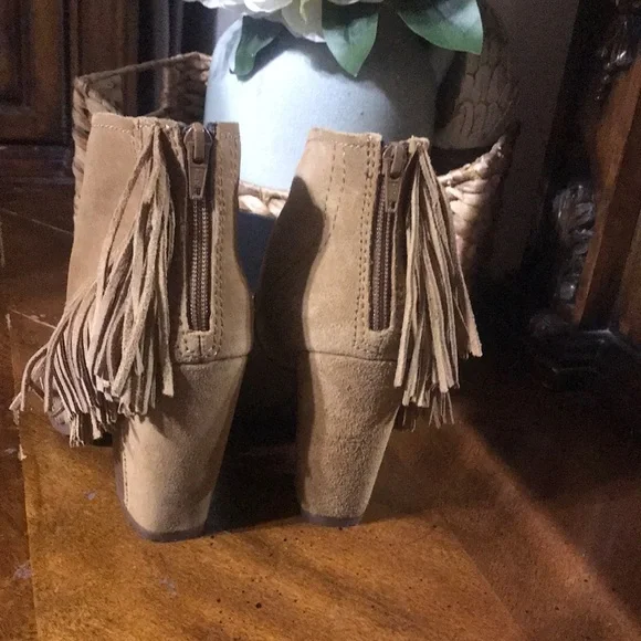 Gianni Bini Tan Ankle Booties with Fringe - Picture 4 of 6